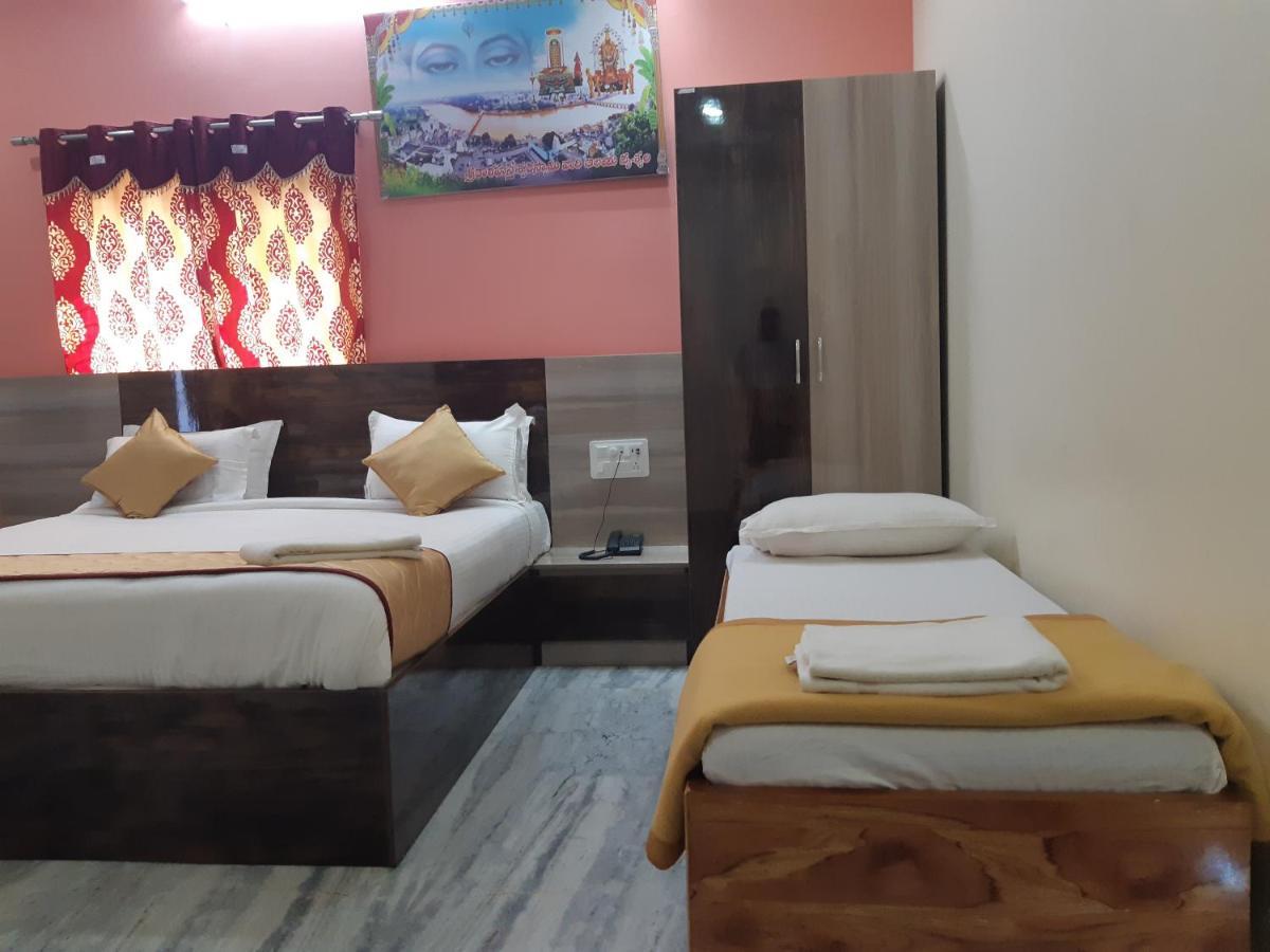 Devansh Bhanu Residency Dbr Srikalahasti Ngoại thất bức ảnh