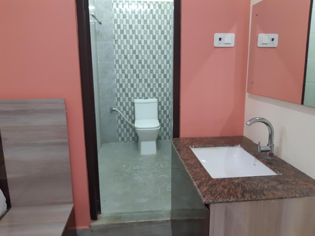 Devansh Bhanu Residency Dbr Srikalahasti Ngoại thất bức ảnh